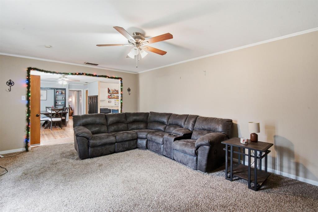 456 Alexander Road Stephenville, TX 76401 - Photo 4 of 24