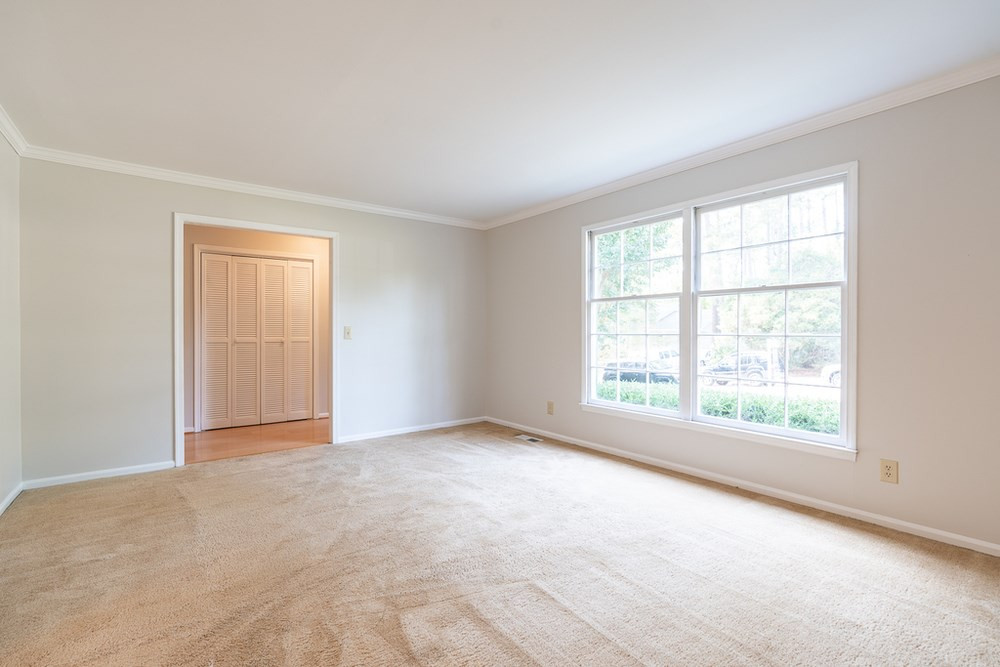 5904 Caledonia Street Raleigh, NC 27609 - Photo 5 of 28 Living Room