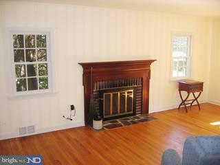 21 Whitemarsh Road Ardmore, PA 19003 - Photo 2 of 6