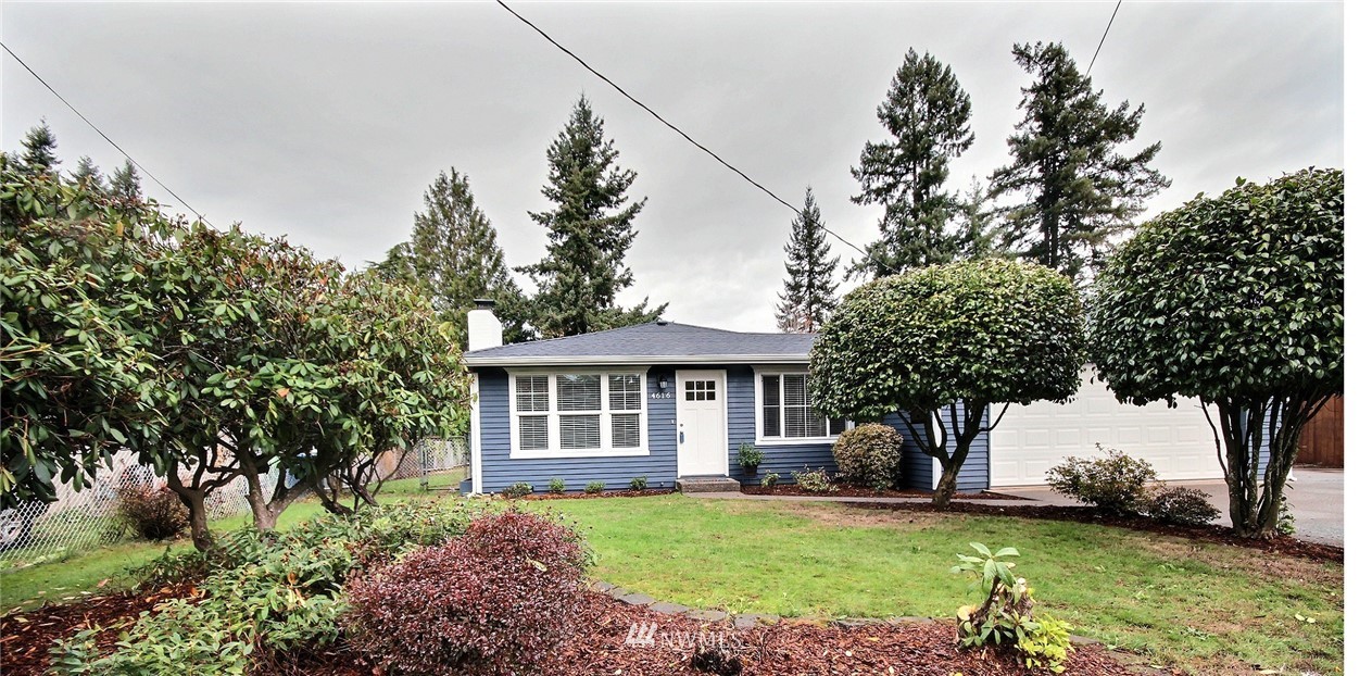 4616 Northeast 17th Street Renton, WA 98059 - Photo 2 of 17