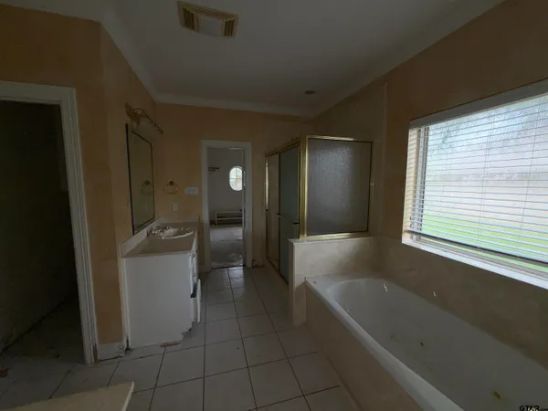 $434,000 | 120 Burton Drive, Longview, TX 75603