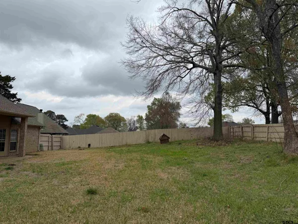a view of an outdoor space and yard