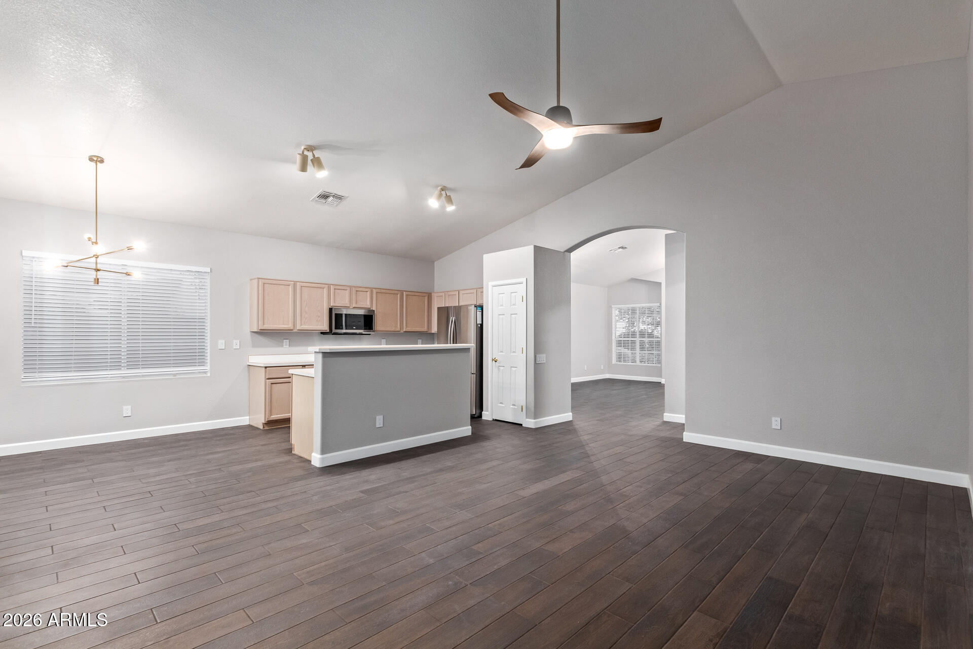 1004 West Beverly Lane Phoenix, AZ 85023 - Photo 18 of 40 11-Beverly