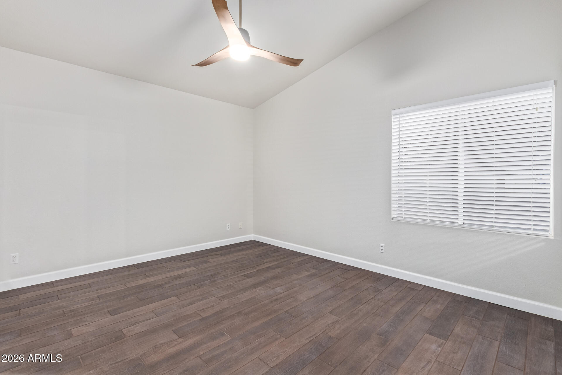 1004 West Beverly Lane Phoenix, AZ 85023 - Photo 33 of 40 19-Beverly