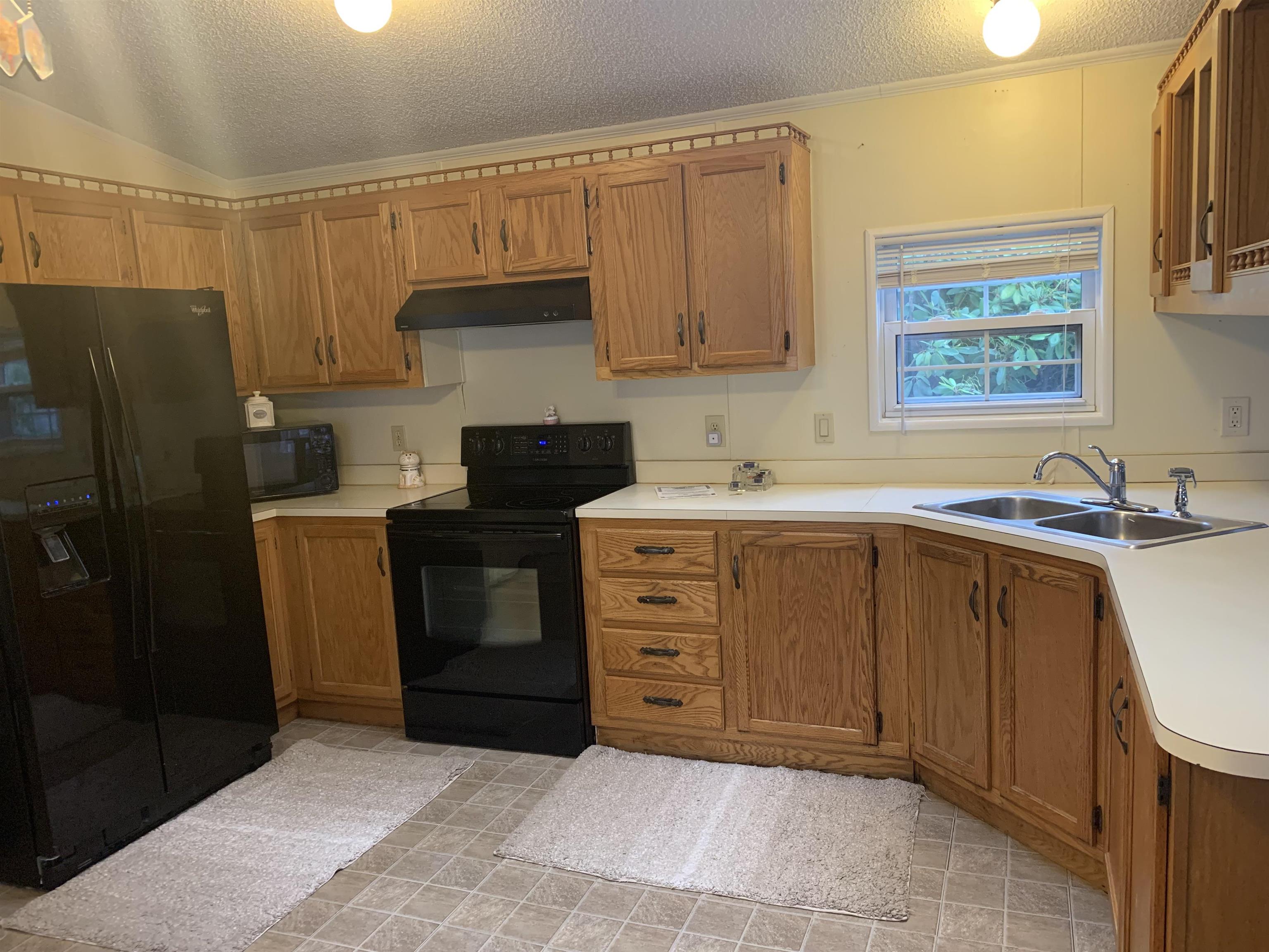 48 Adams Park Rye, NH 03870 - Photo 5 of 29