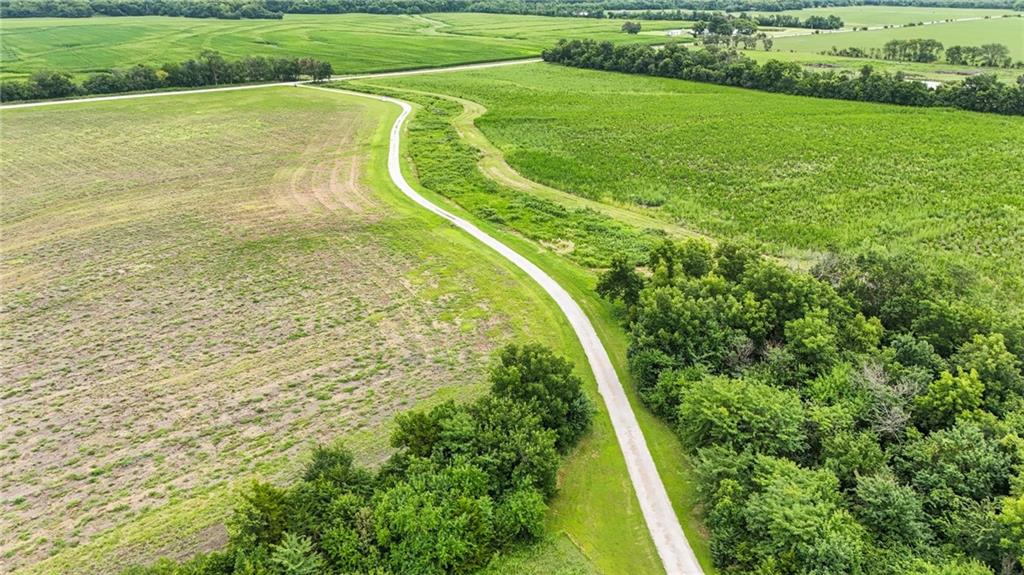 2216 Eisenhower Road Ottawa, KS 66067 - Photo 42 of 54