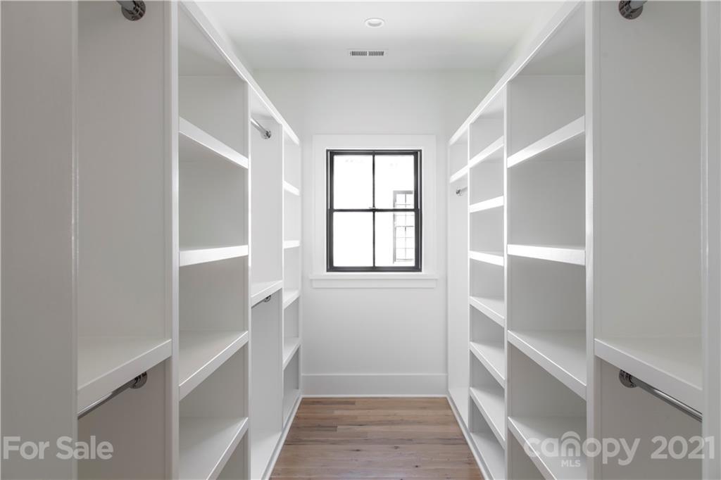 5028 Gilchrist Road Charlotte, NC 28211 - Photo 21 of 30 Gallery Image 21