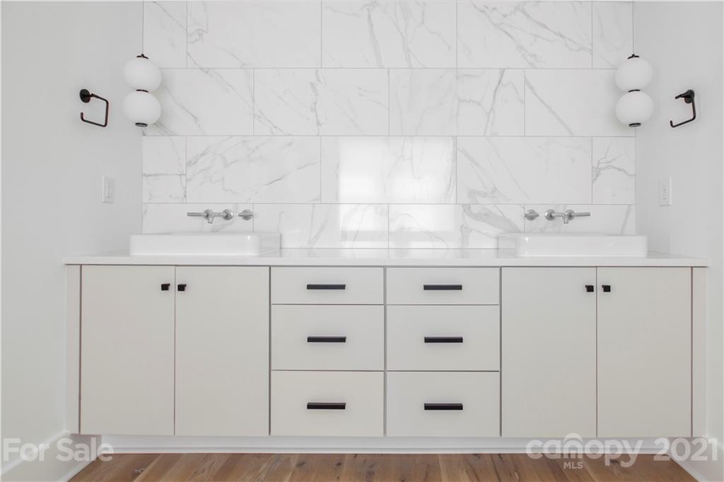 5028 Gilchrist Road Charlotte, NC 28211 - Photo 28 of 30 Gallery Image 28