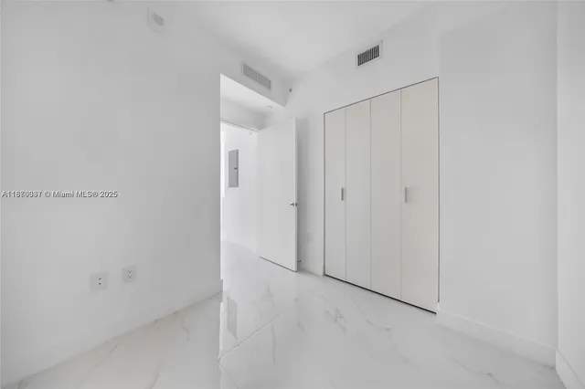 $7,000 | 700 Northeast 24th Street, Unit 4704, Miami, FL 33137