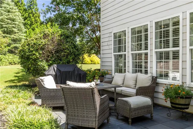 $679,000 | 200 Edinburgh Lane, Woodstock, GA 30188