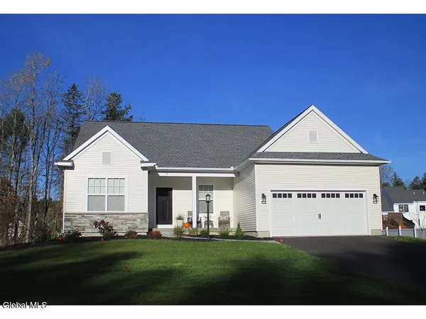$694,900 | 1 B Mitchell Drive, Ballston Lake, NY 12019