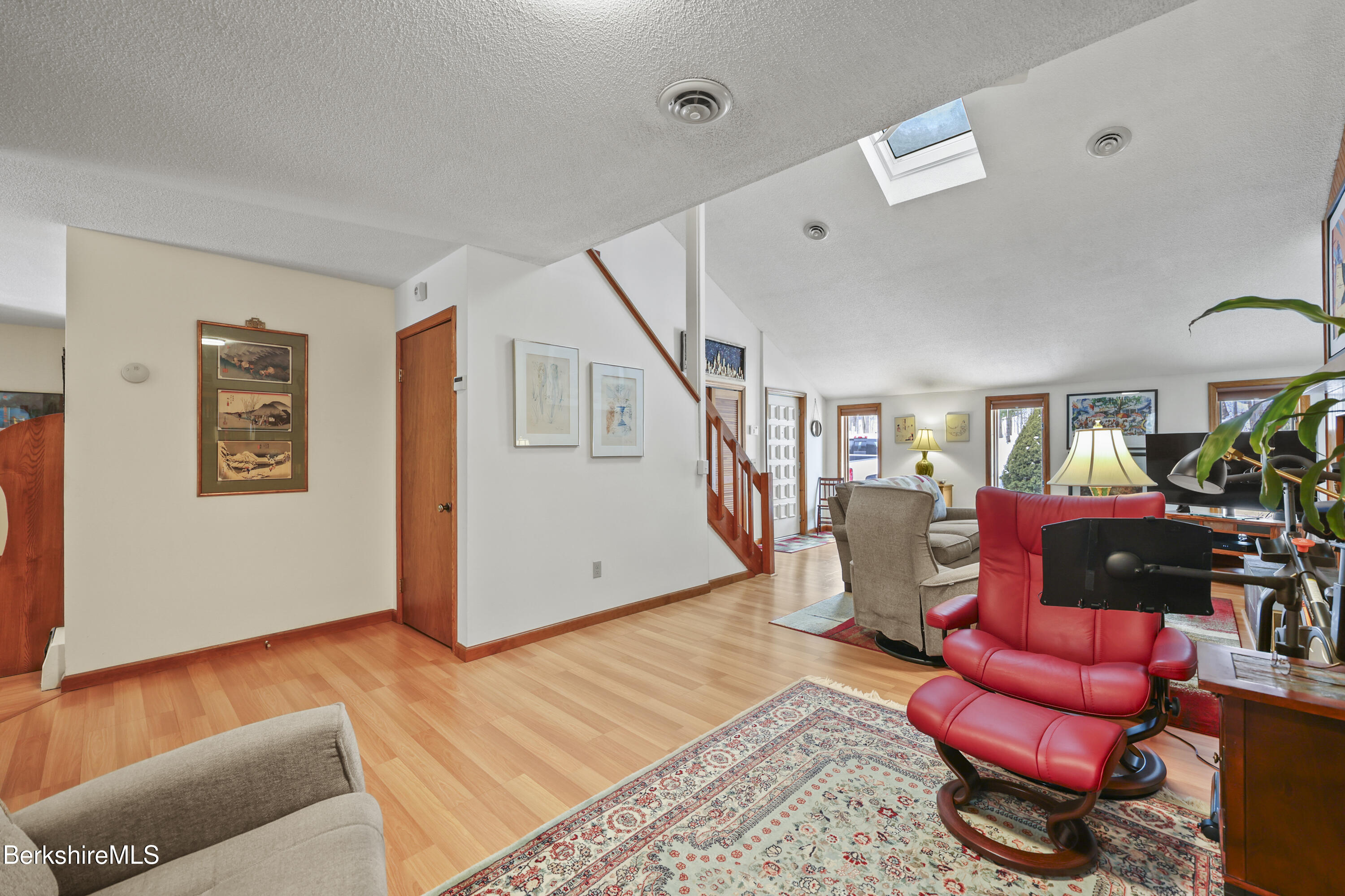 30 Clifden Court, Unit 2 Lenox, MA 01240 - Photo 11 of 40 50 Living Room