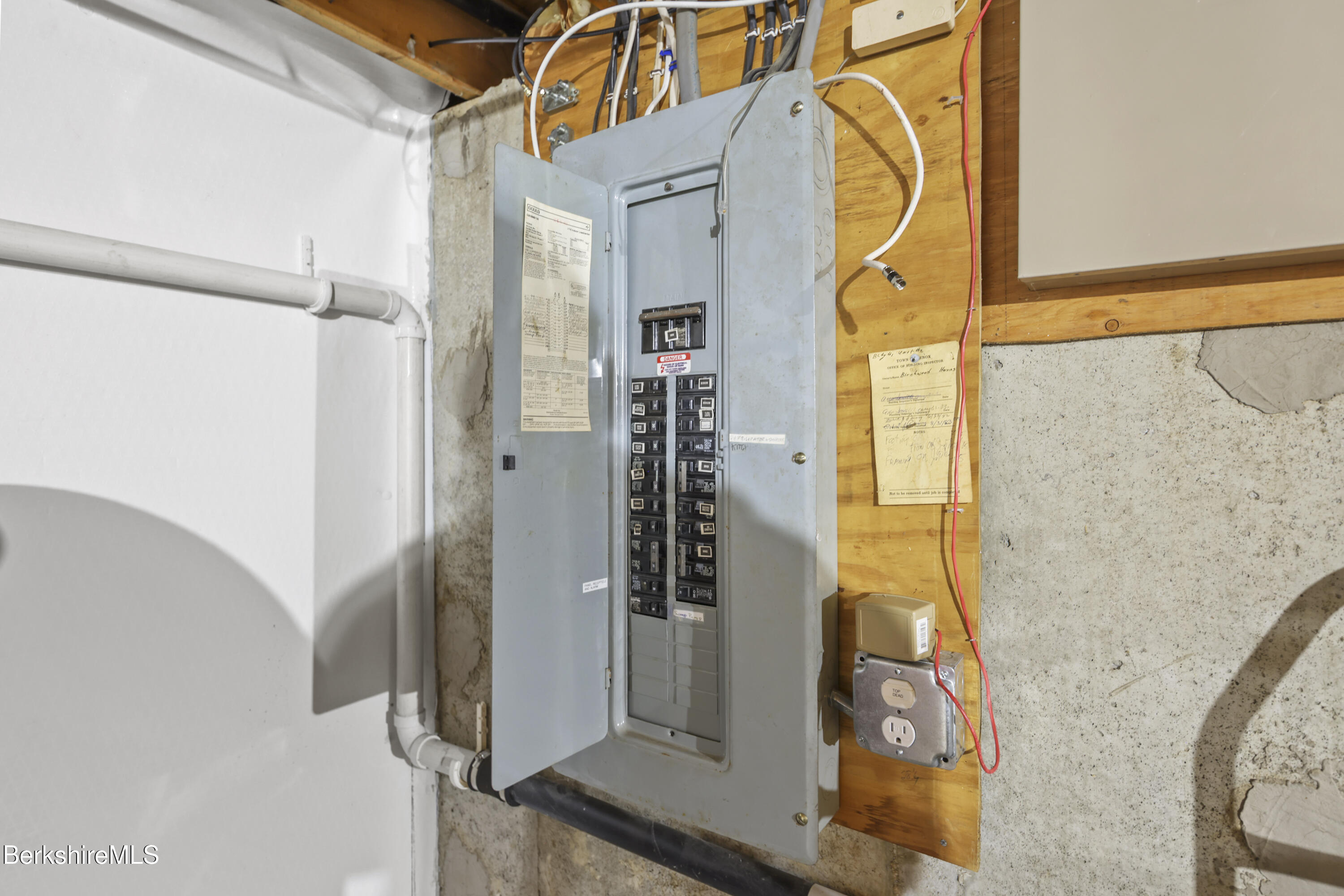 30 Clifden Court, Unit 2 Lenox, MA 01240 - Photo 38 of 40 190 Lower Level