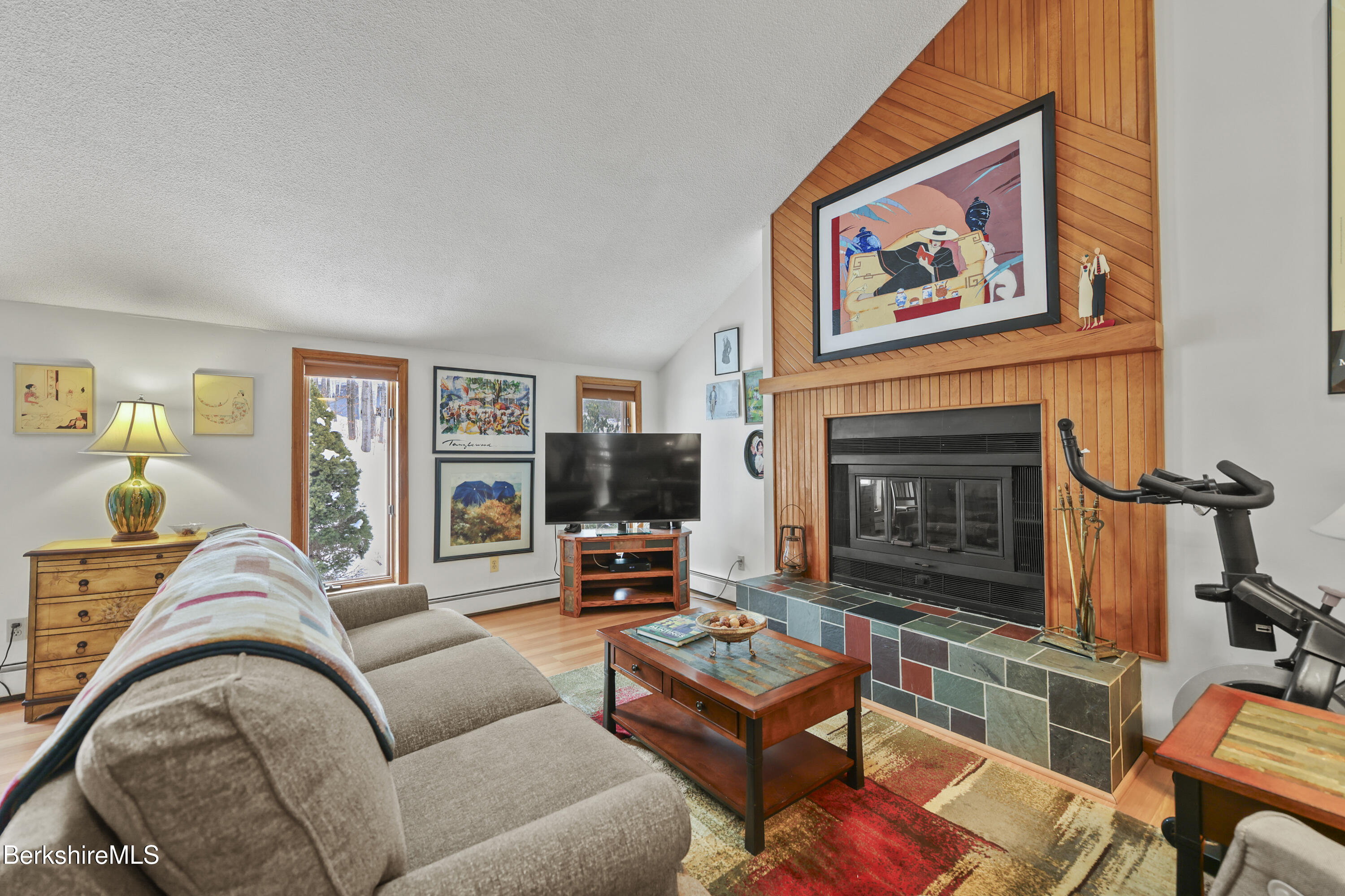 30 Clifden Court, Unit 2 Lenox, MA 01240 - Photo 9 of 40 40 Living Room