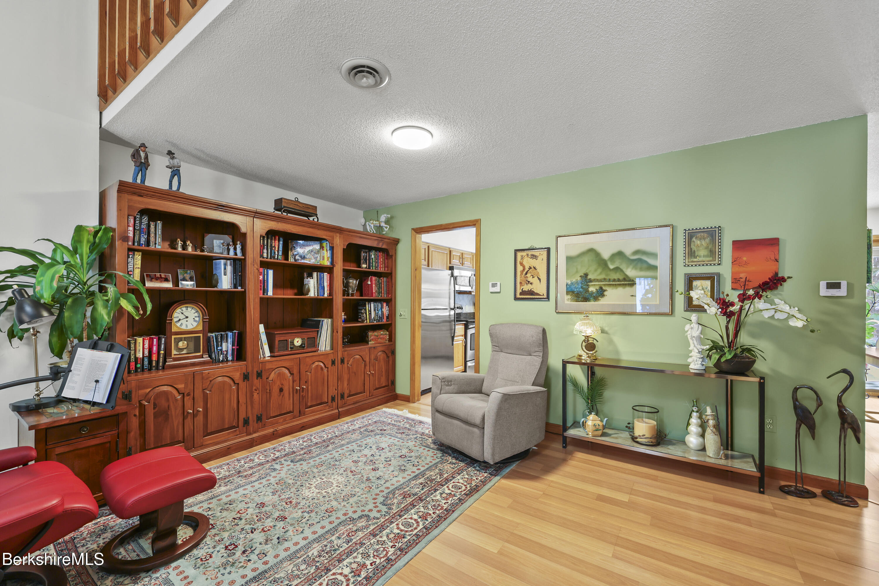 30 Clifden Court, Unit 2 Lenox, MA 01240 - Photo 10 of 40 45 Living Room