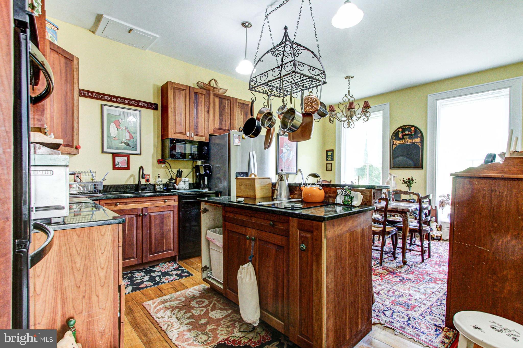 9754 Easton Road Kintnersville, PA 18930 - Photo 13 of 59