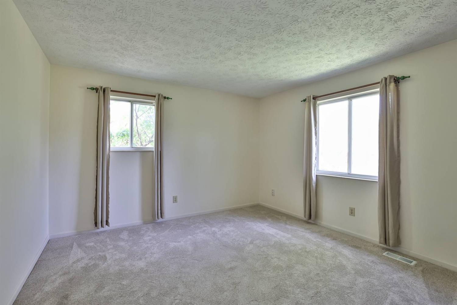 11992 Kenn Road Springdale, OH 45246 - Photo 24 of 46