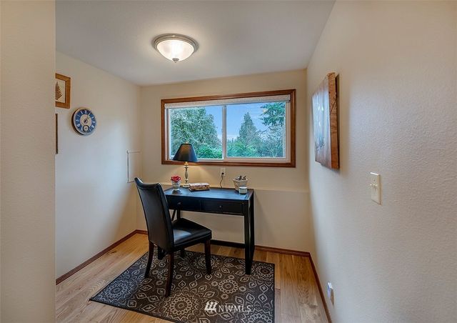 $782,000 | 8808 171st Avenue Northeast, Redmond, WA 98052