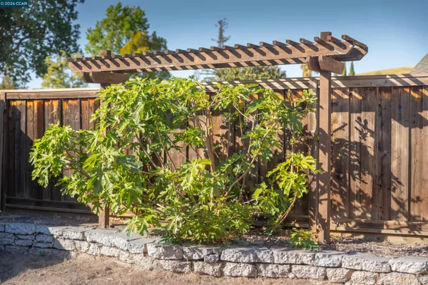 $699,000 | 5581 Gonzalez Court, Concord, CA 94521