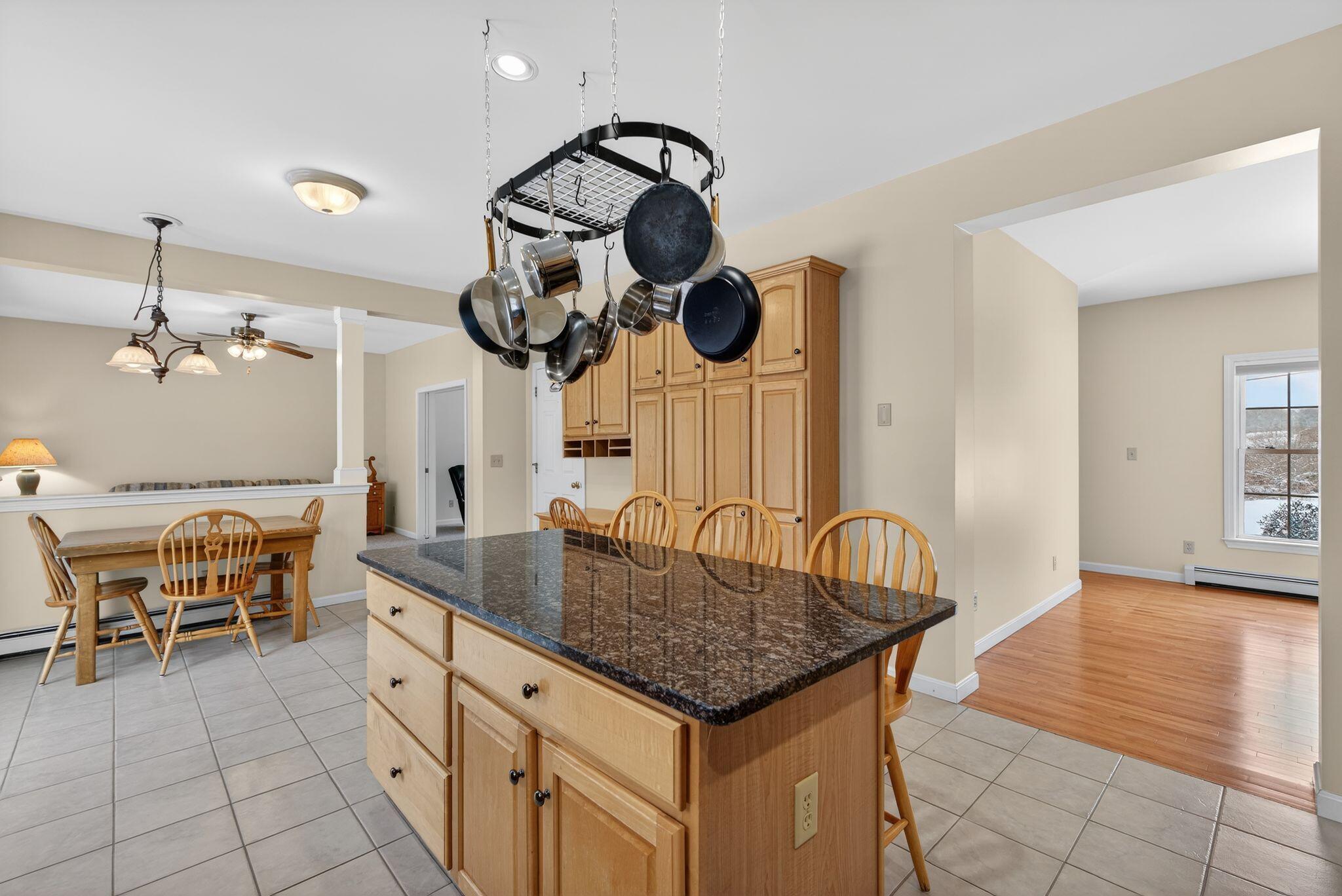 39 Hunter Road Freeport, ME 04032 - Photo 18 of 56 49_DSC00586