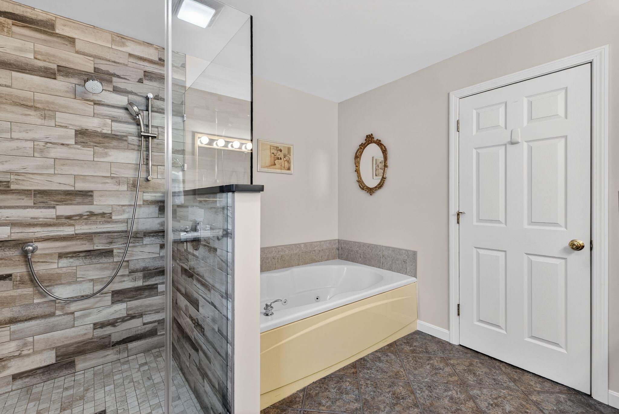 39 Hunter Road Freeport, ME 04032 - Photo 54 of 56 34_DSC00512