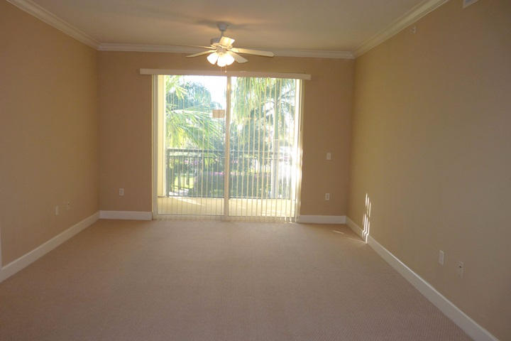 3 Renaissance Way, Unit 304 Boynton Beach, FL 33426 - Photo 5 of 25 LIVING