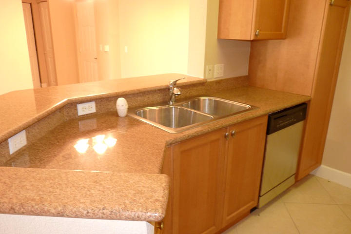 3 Renaissance Way, Unit 304 Boynton Beach, FL 33426 - Photo 7 of 25 SINK
