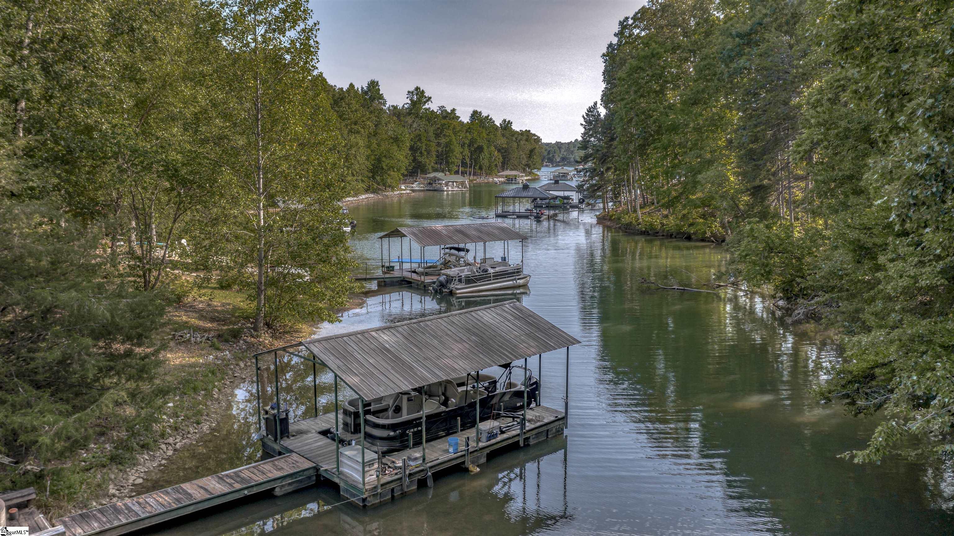 122 Fair Haven Court Seneca, SC 29672 - Photo 3 of 43