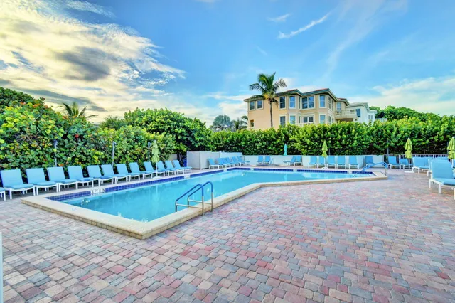 $847,900 | 4750 South Ocean Boulevard, Unit PH10, Highland Beach, FL 33487