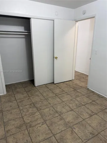 $1,895 | 954 Southwest 4th Street, Unit 14, Miami, FL 33130