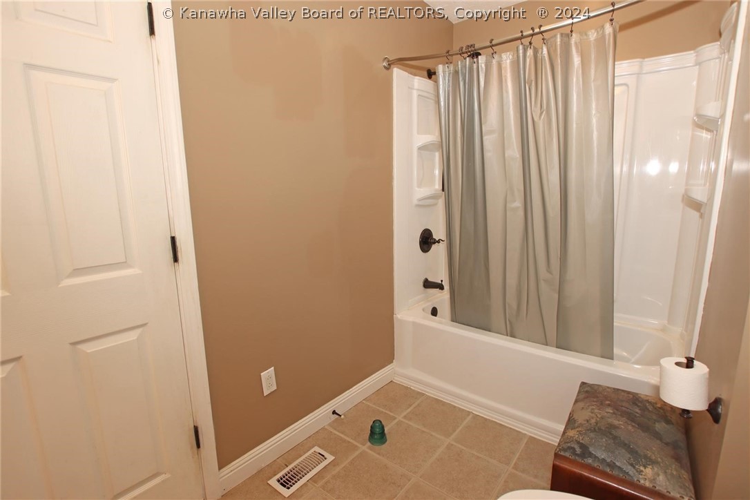 112 Second Street Winfield, WV 25213 - Photo 39 of 50 Gallery Image 39