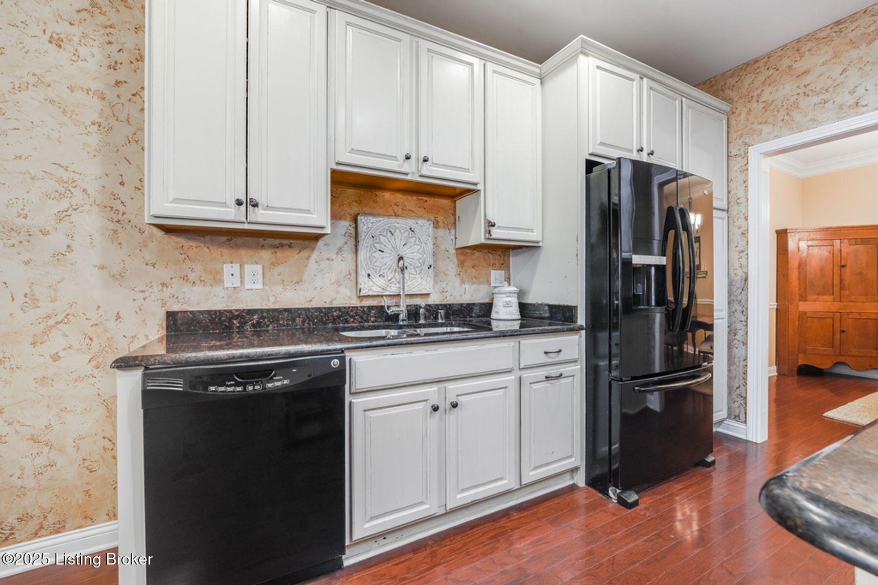 902 Ridge Point Drive Louisville, KY 40299 - Photo 10 of 31 photo_online_009