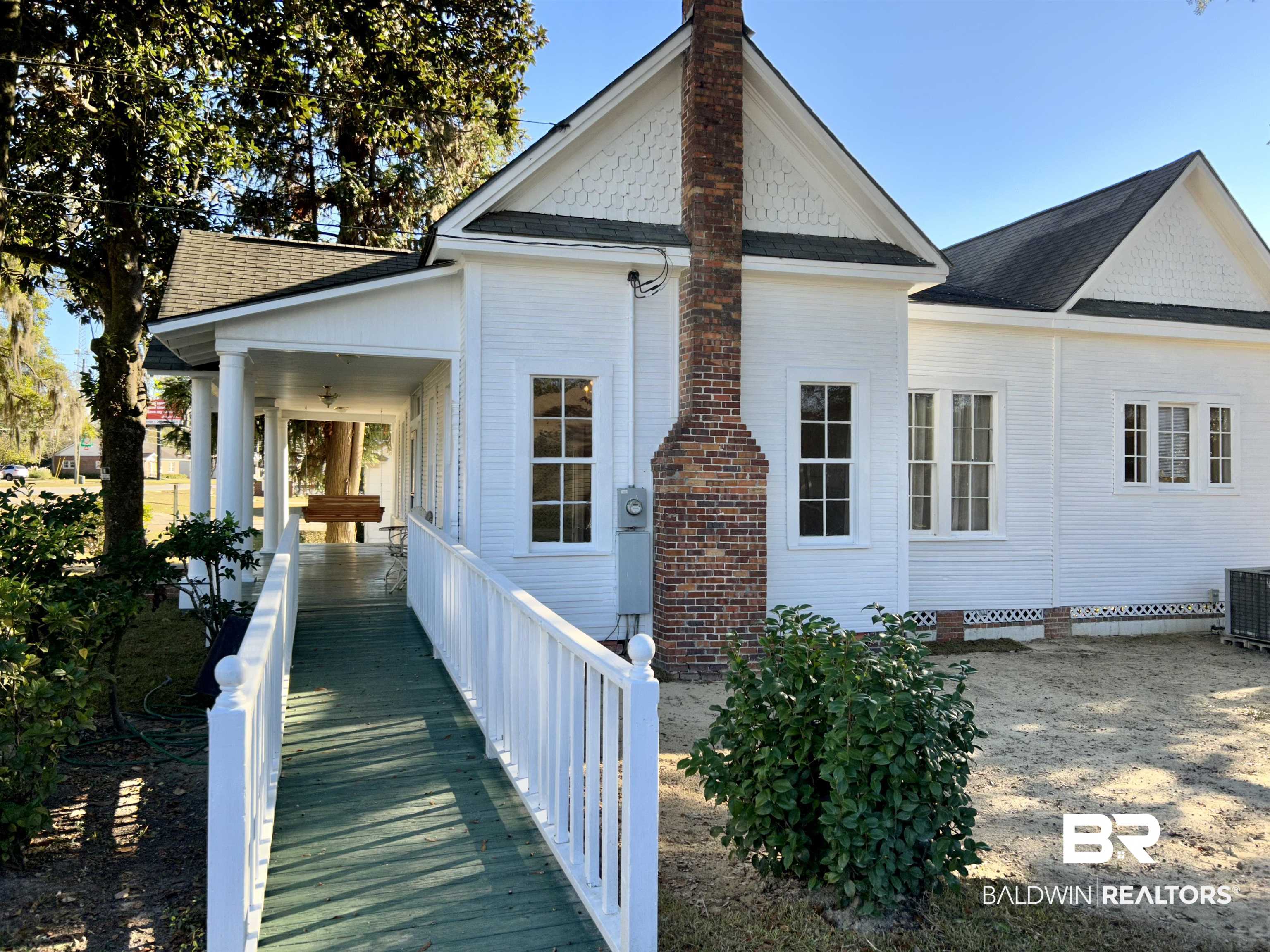 610 Forrest Avenue Brewton, AL 36426 - Photo 2 of 25