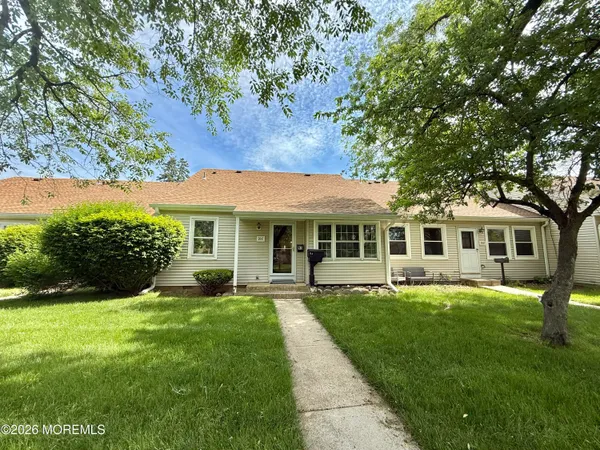 $285,000 | 93 Halls Croft Road, Unit C, Freehold, NJ 07728