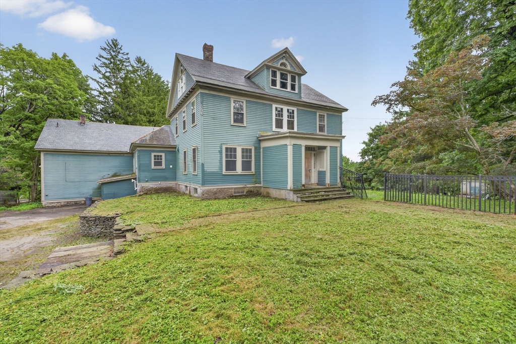35 Leominster Road Lunenburg, MA 01462 - Photo 1 of 38 Gallery Image 1