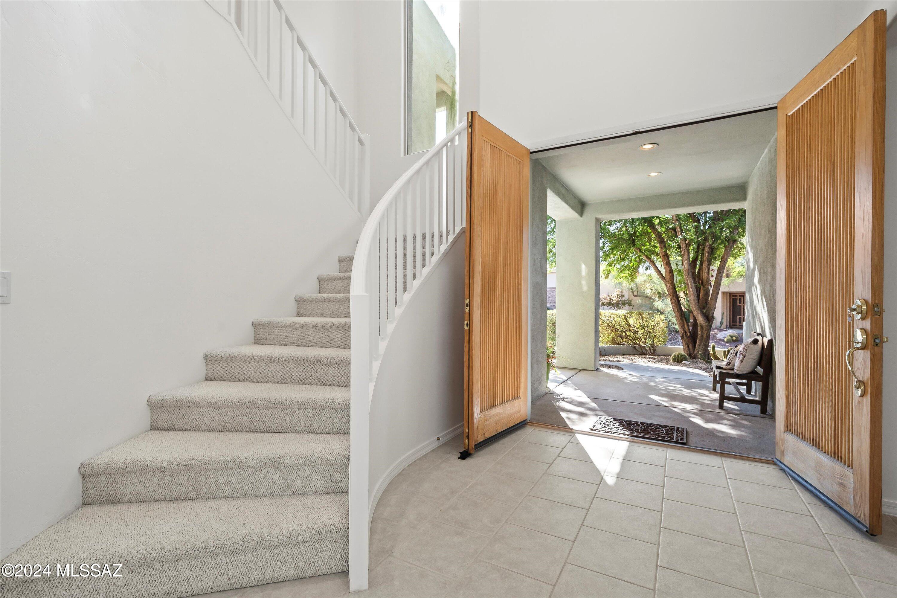 7449 East Ridge Point Road Tucson, AZ 85750 - Photo 3 of 32 Gallery Image 3