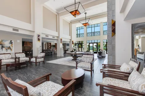 $895,000 | 8 Biltmore Estate, Unit 114, Phoenix, AZ 85016