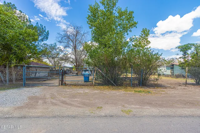 $115,000 | 11761 Pretty Acres Lane, Socorro, TX 79927