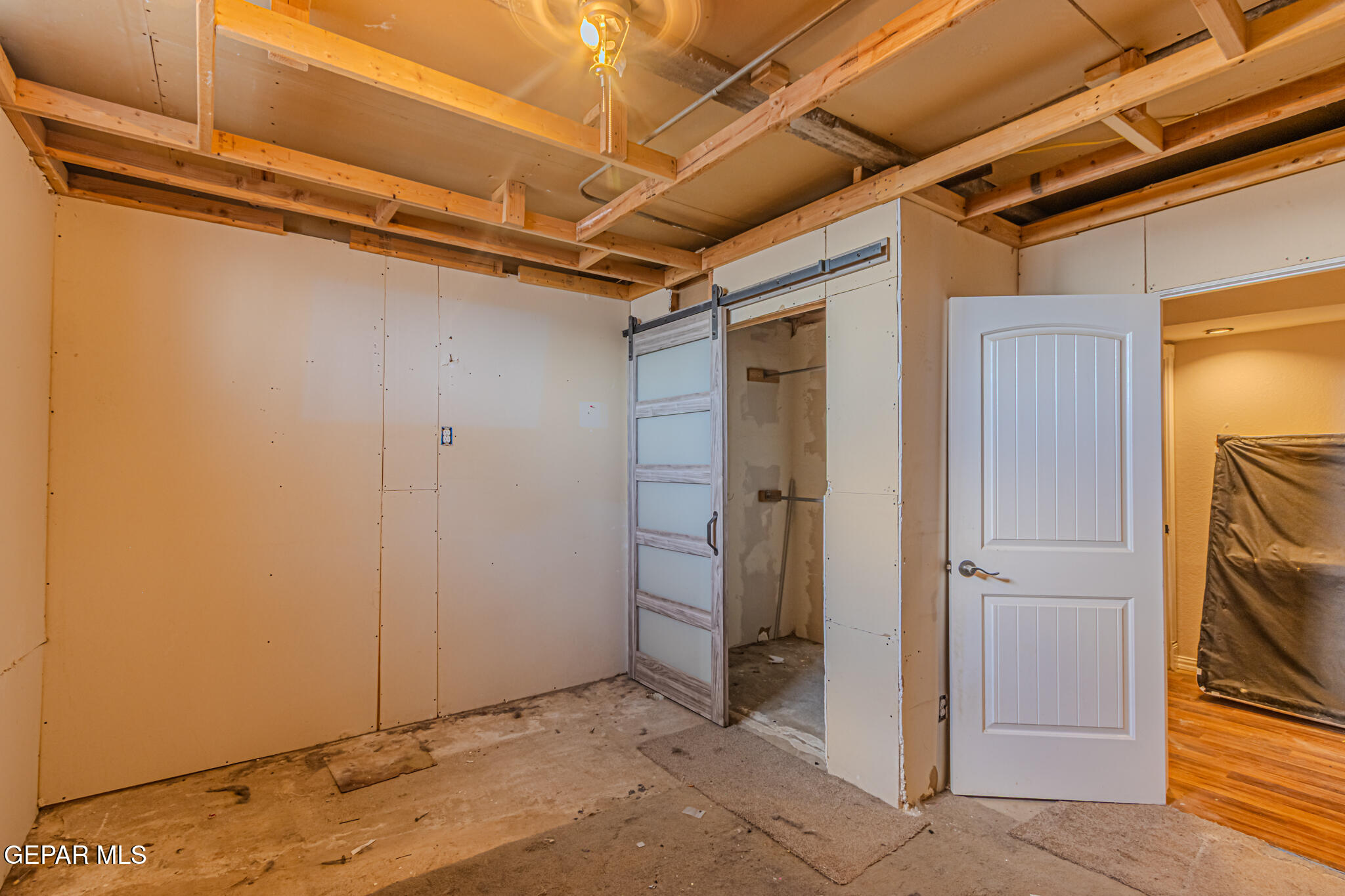 11761 Pretty Acres Lane Socorro, TX 79927 - Photo 21 of 36 IMG_9040-HDR