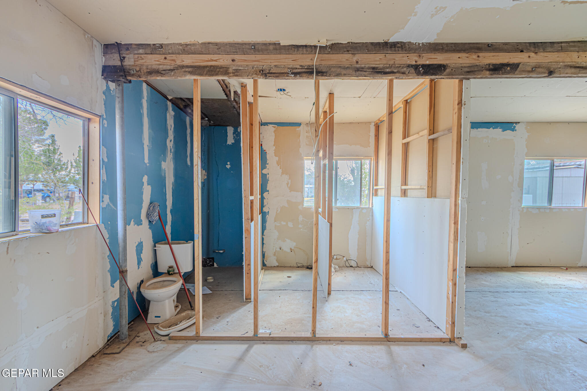 11761 Pretty Acres Lane Socorro, TX 79927 - Photo 28 of 36 IMG_9061-HDR