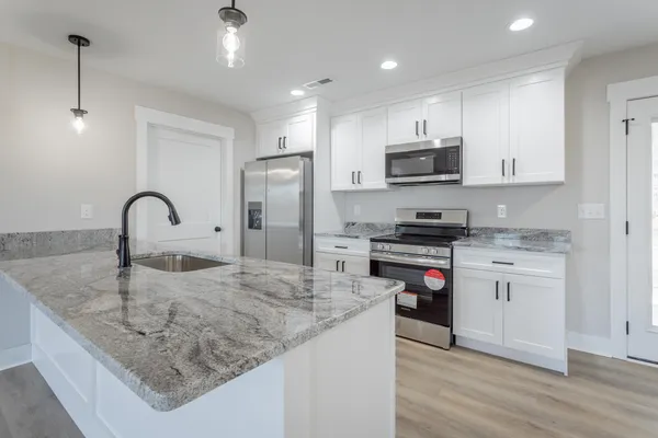 $429,900 | 7118 Flagstone Drive, Ooltewah, TN 37363