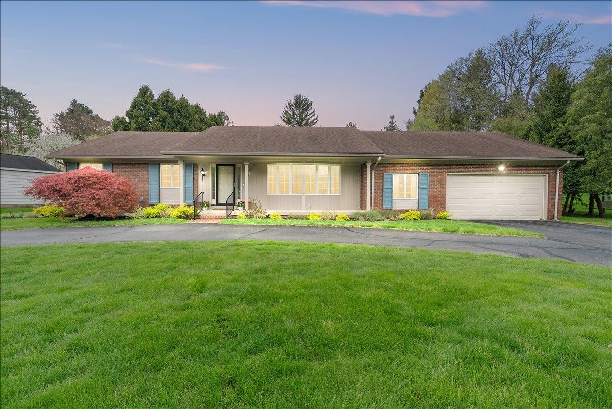 1131 Riverside Drive Owosso, MI 48867 - Photo 2 of 57