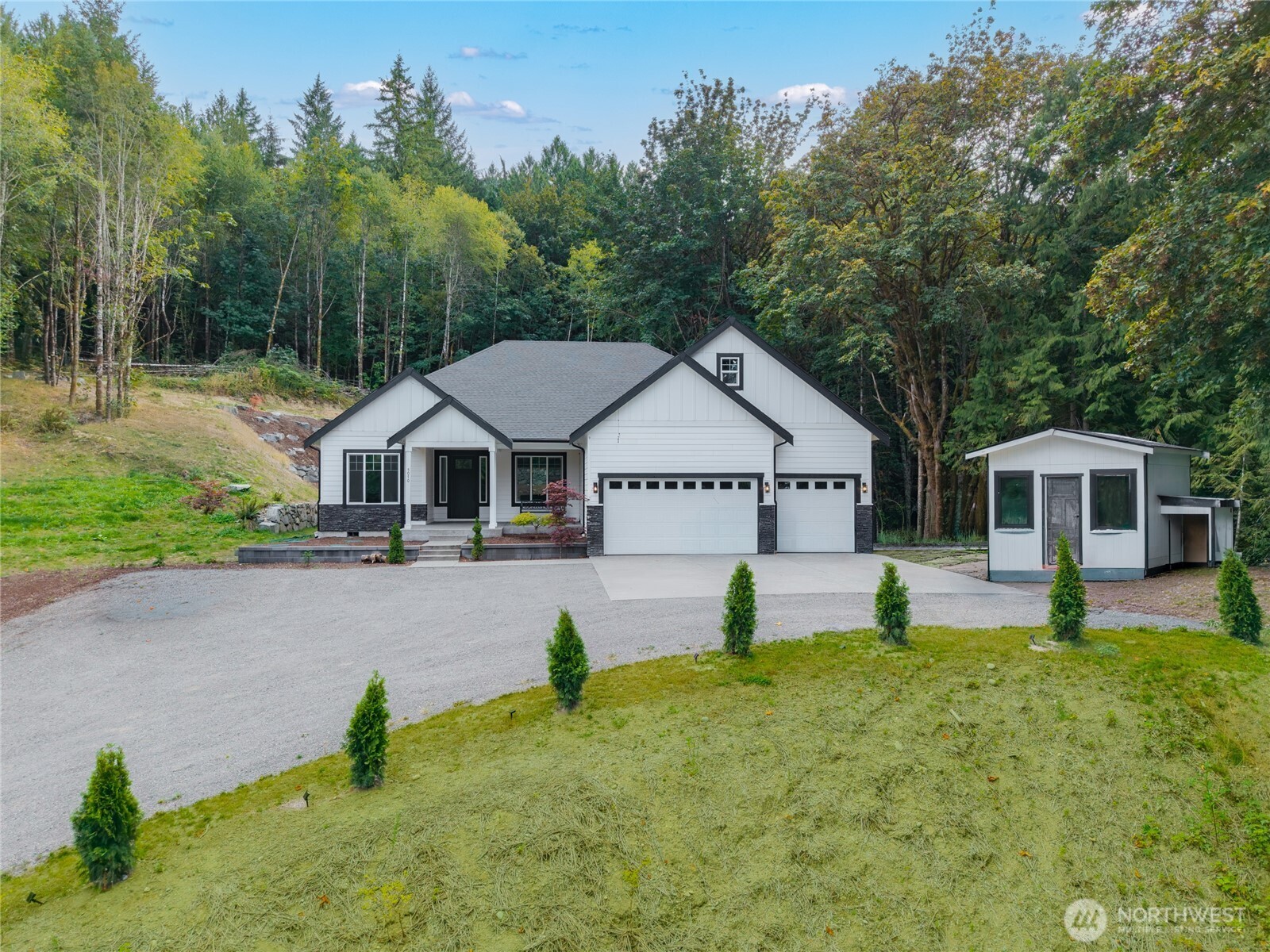 5070 Southeast Mullenix Road Port Orchard, WA 98367 - Photo 2 of 40 Gallery Image 2