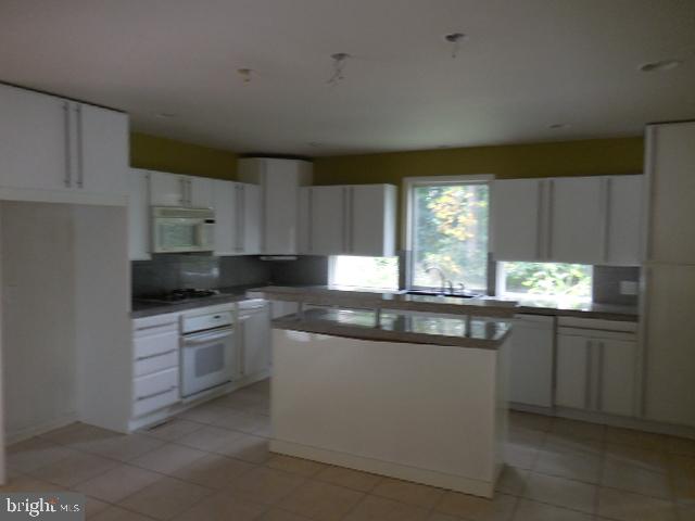 500 Roundtop Road Lewisberry, PA 17339 - Photo 4 of 23 Gallery Image 4