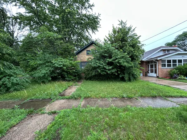 $74,900 | 1825 Grant Avenue, Rockford, IL 61103