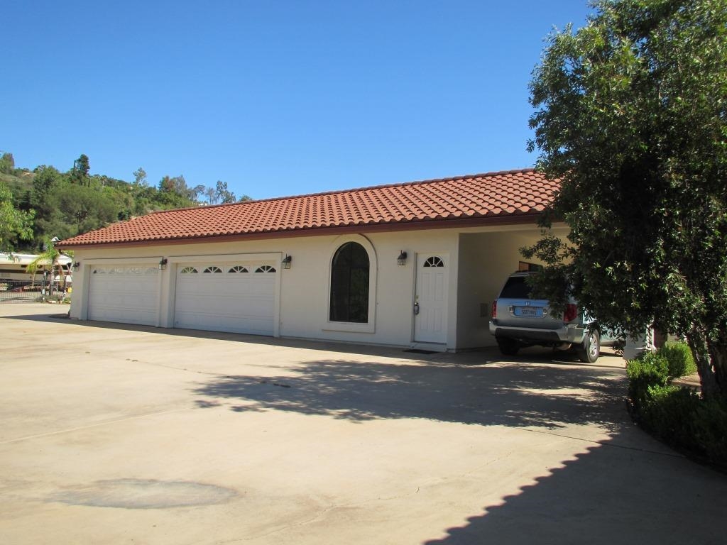 6057 Rainbow Heights Road Fallbrook, CA 92028 - Photo 14 of 25 4 car garage, office and carport