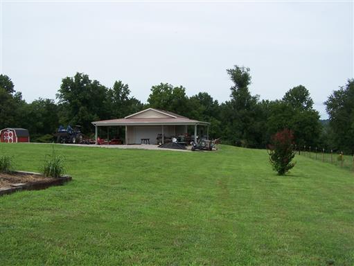 3268 Clear Creek Road Pulaski, TN 38478 - Photo 4 of 27 1 Car Parking in the Man Cave out Back