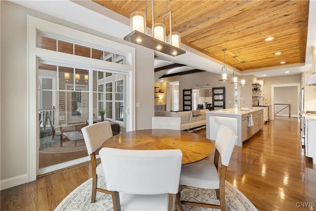 $925,000 | 128 Crane Landing, Manlius, NY 13104