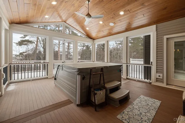 $925,000 | 128 Crane Landing, Manlius, NY 13104