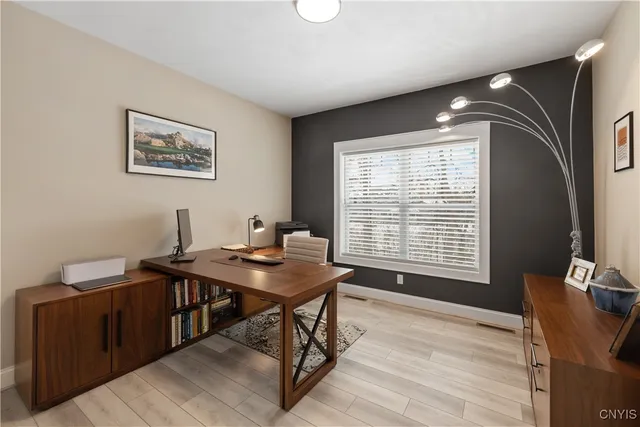 $925,000 | 128 Crane Landing, Manlius, NY 13104